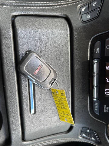 2017 GMC Yukon Denali