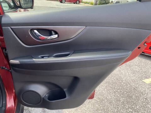 2016 Nissan Rogue SV