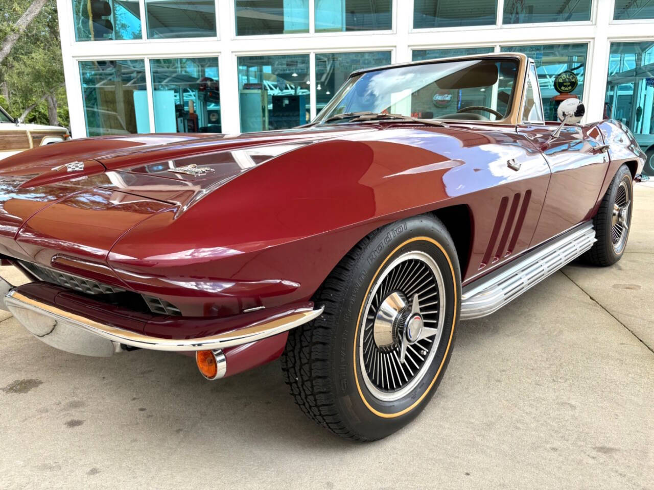 1966 Chevrolet Corvette 19