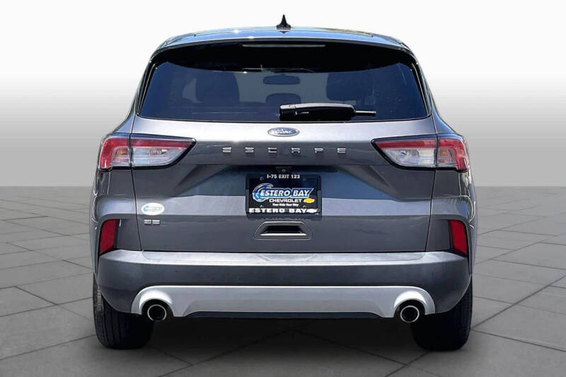 2021 Ford Escape SE