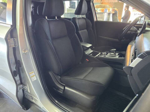 2024 Mitsubishi Outlander ES