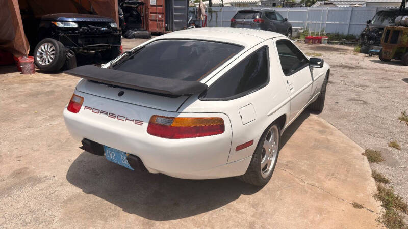 1988 Porsche 928 S4