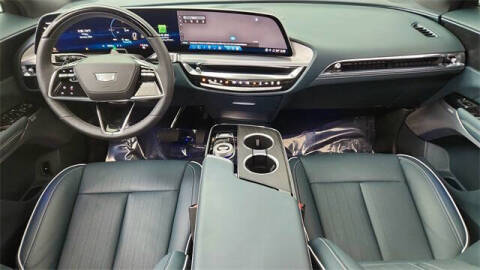 2024 Cadillac LYRIQ Sport 3