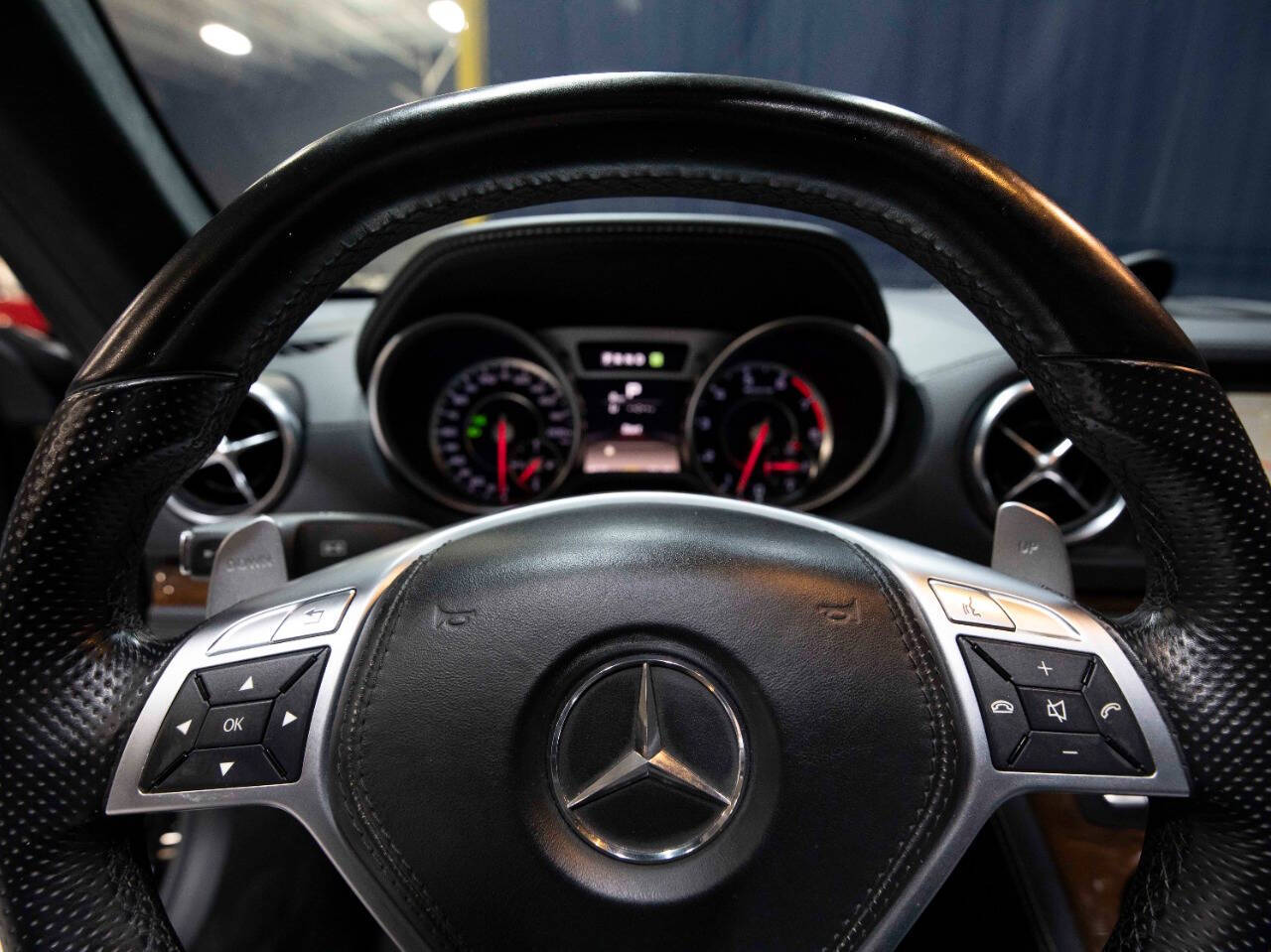 2013 Mercedes-Benz SL-Class 49