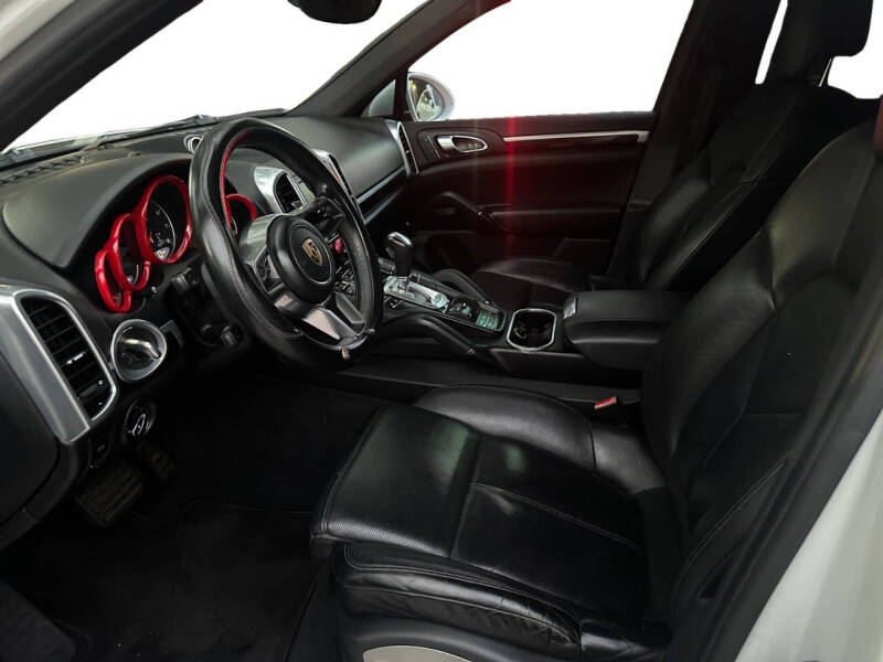 2016 Porsche Cayenne