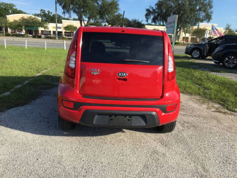 2013 Kia Soul +