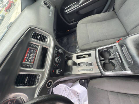 2014 Dodge Charger SE