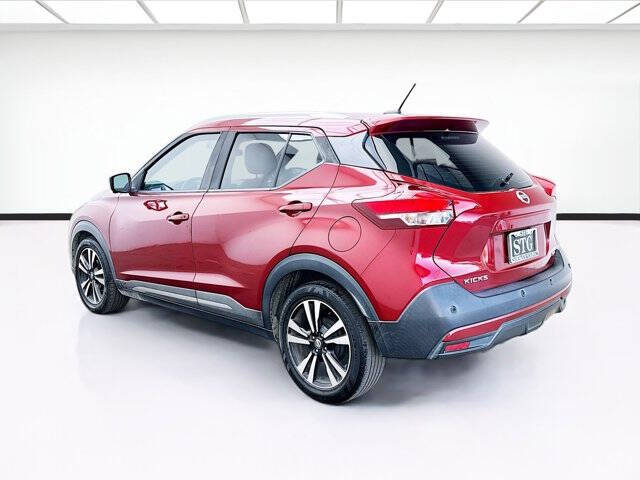 2020 Nissan Kicks SR