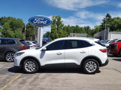 2020 Ford Escape SE