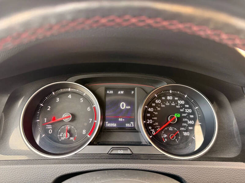 2017 Volkswagen Golf GTI S