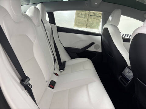 2025 Tesla Model 3 Long Range