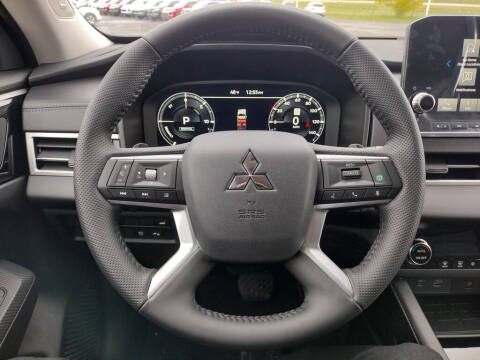 2025 Mitsubishi Outlander PHEV SE