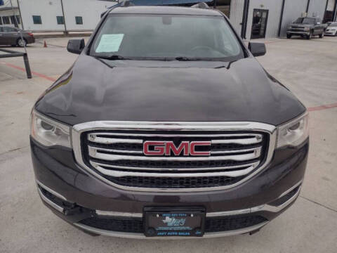2017 GMC Acadia SLE-2