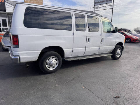 2006 Ford E-Series E-350 SD XLT