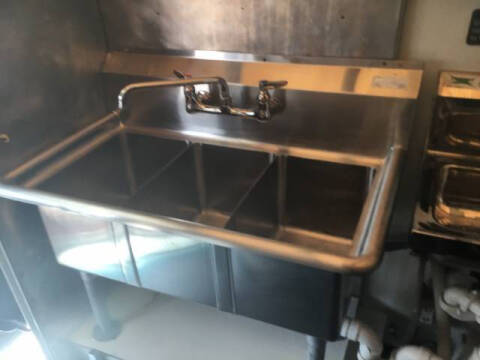 2002 Freightliner MT45 Chassis
