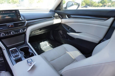 2018 Honda Accord EX-L w/Navi