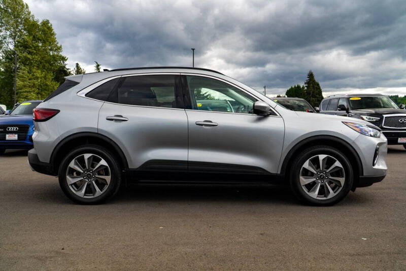 2023 Ford Escape Platinum