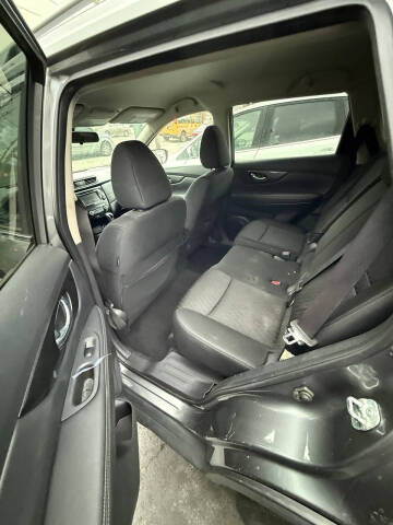 2018 Nissan Rogue SV