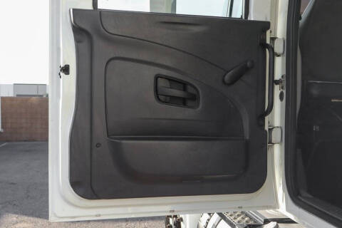 2018 International DuraStar 4300