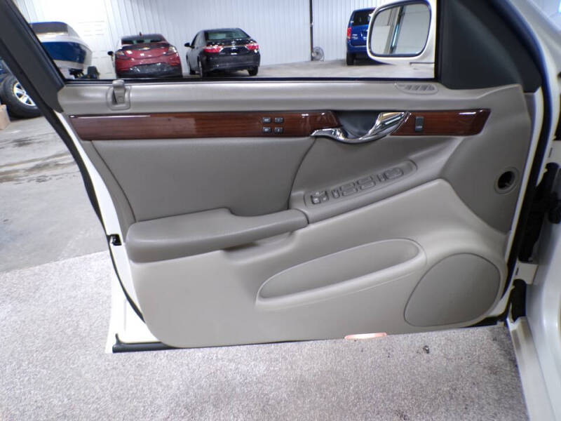 2002 Cadillac DeVille DTS