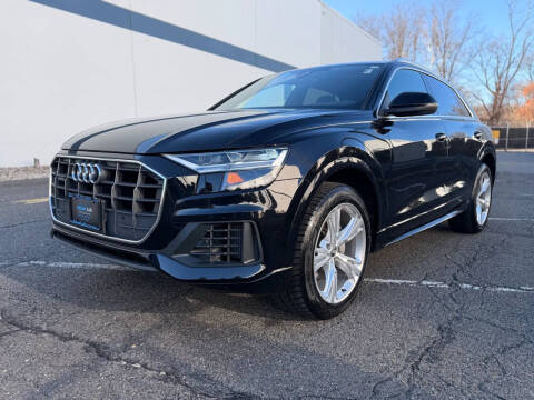 2019 Audi Q8 quattro Premium 55 TFSI