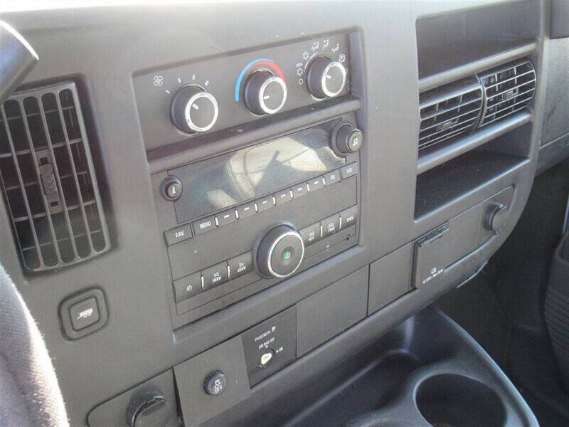 2016 GMC Savana 3500