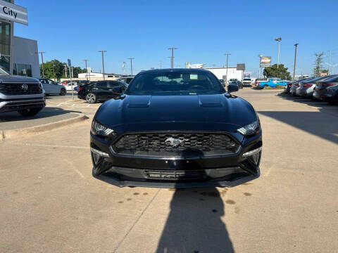 2021 Ford Mustang EcoBoost