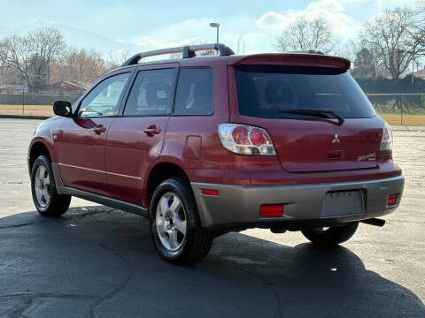 2004 Mitsubishi Outlander XLS