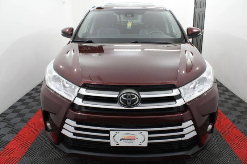 2017 Toyota Highlander SE