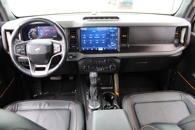 2022 Ford Bronco Badlands Advanced