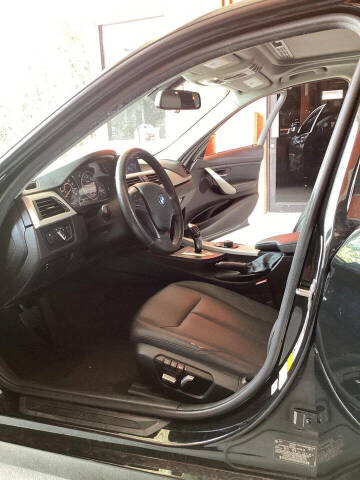 2018 BMW 3 Series 320i