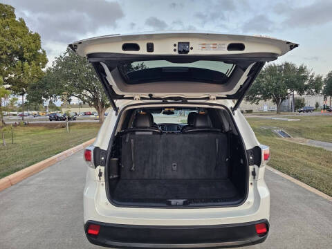 2016 Toyota Highlander