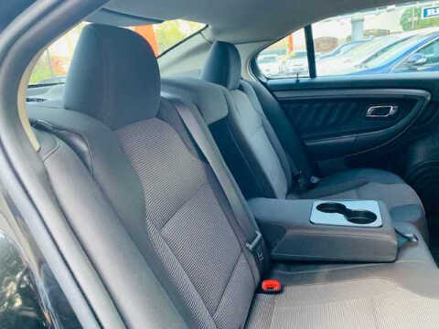 2011 Ford Taurus SEL