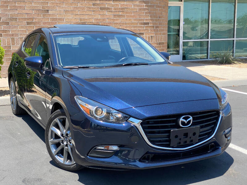 2018 Mazda MAZDA3 Touring