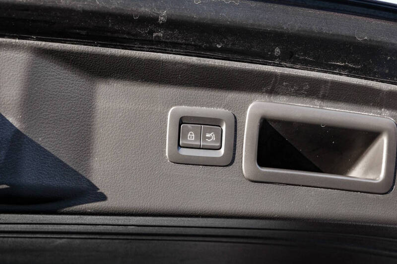 2025 Mazda CX-50 2.5 S Preferred