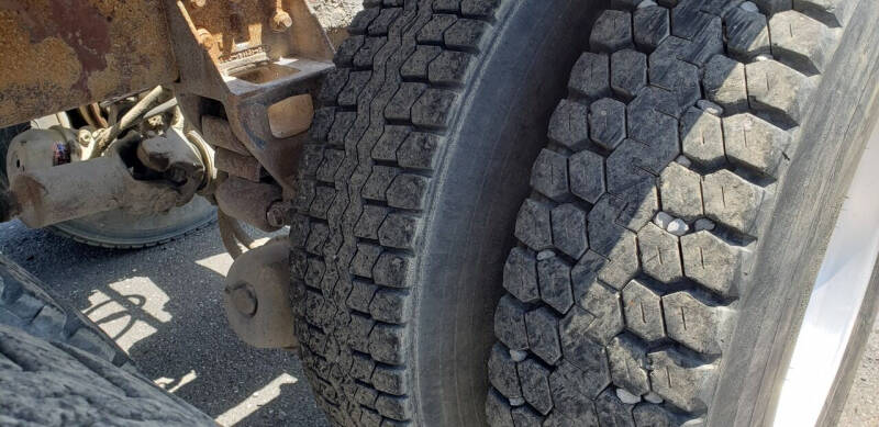 1988 Freightliner FLC112