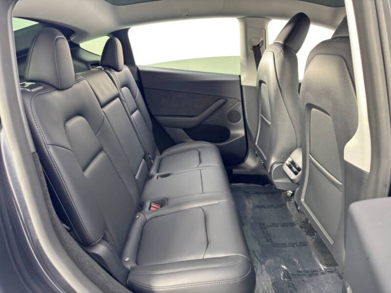 2024 Tesla Model Y Performance