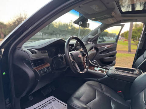 2017 Cadillac Escalade ESV Luxury