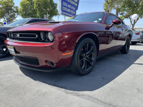 2018 Dodge Challenger SXT Plus