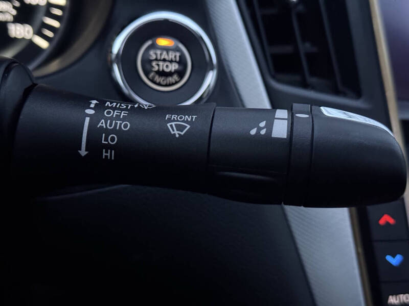 2021 Infiniti Q50 Luxe