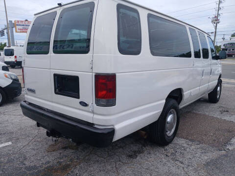 2006 Ford E-Series E-350 SD