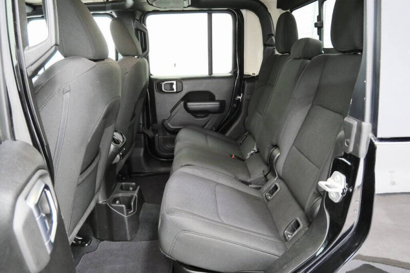 2023 Jeep Gladiator Sport S