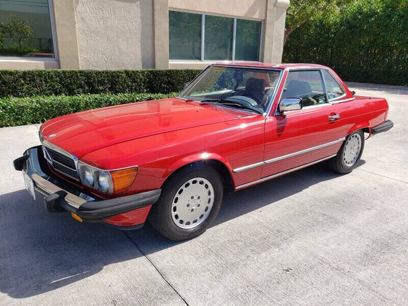 1989 Mercedes-Benz 560-Class 1