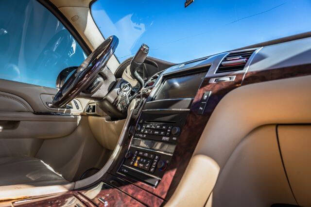 2012 Cadillac Escalade Luxury