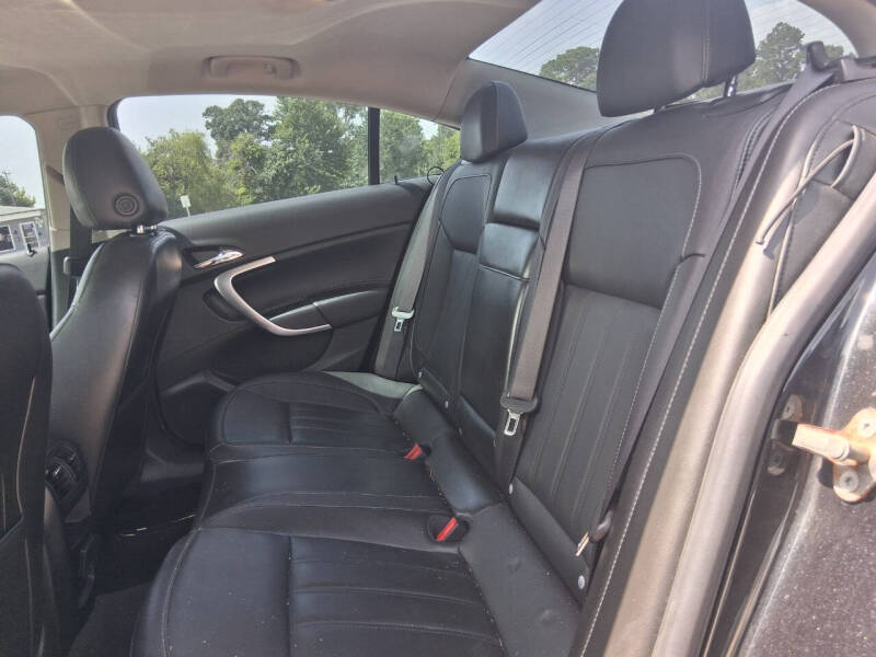 2012 Buick Regal Premium 1