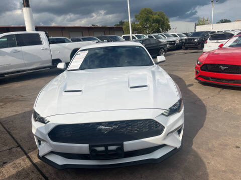 2022 Ford Mustang EcoBoost