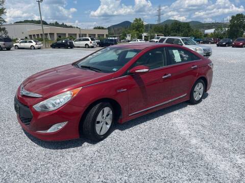 2013 Hyundai Sonata Hybrid for sale at Bailey's Auto Sales in Cloverdale VA