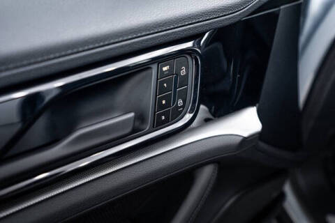 2025 Porsche Panamera 4