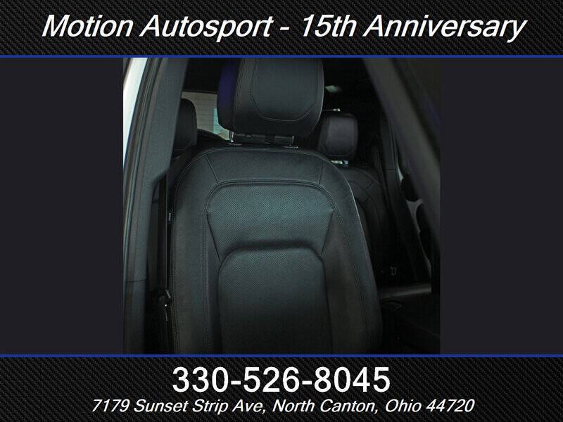 2024 Land Rover Defender 110 P300 S