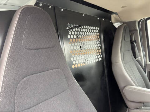 2024 GMC Savana 2500